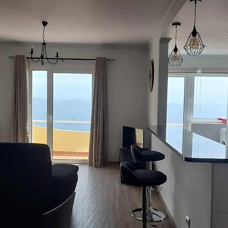 Portinho Ii-modern With Balcony Facing The Sea * Levadas