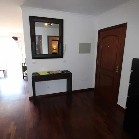 Portinho Ii-modern With Balcony Facing The Sea