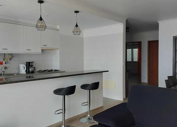 Апартаменты Portinho Ii-modern With Balcony Facing The Sea *