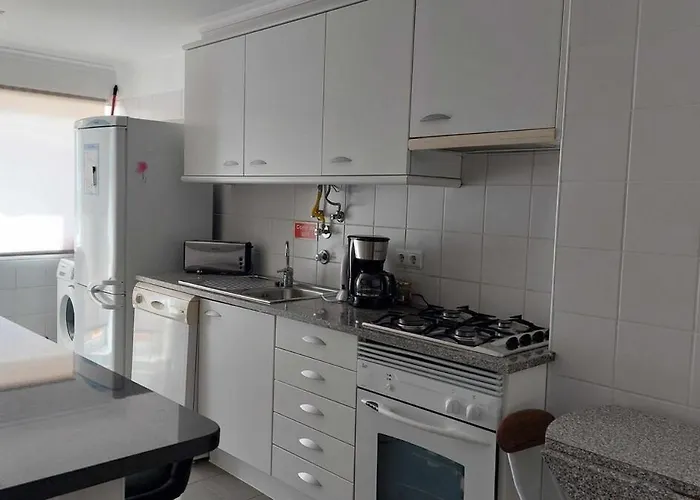 Апартаменты Portinho Ii-modern With Balcony Facing The Sea *