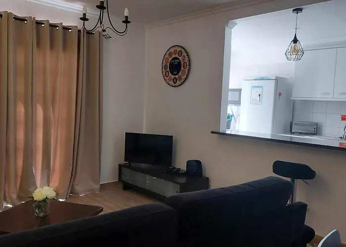 Daire Portinho Ii-modern With Balcony Facing The Sea